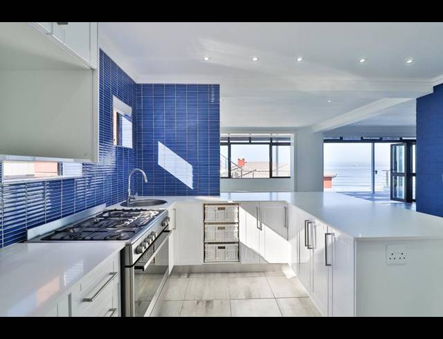 8 BEDROOM HOUSE FOR SALE IN REEBOK